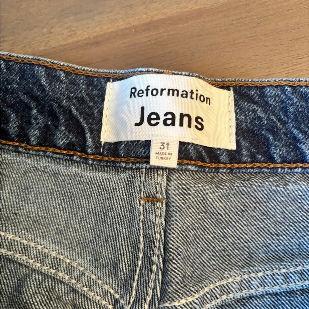 Reformation Relaxed Fit Blue Jeans - Picture 3 of 7